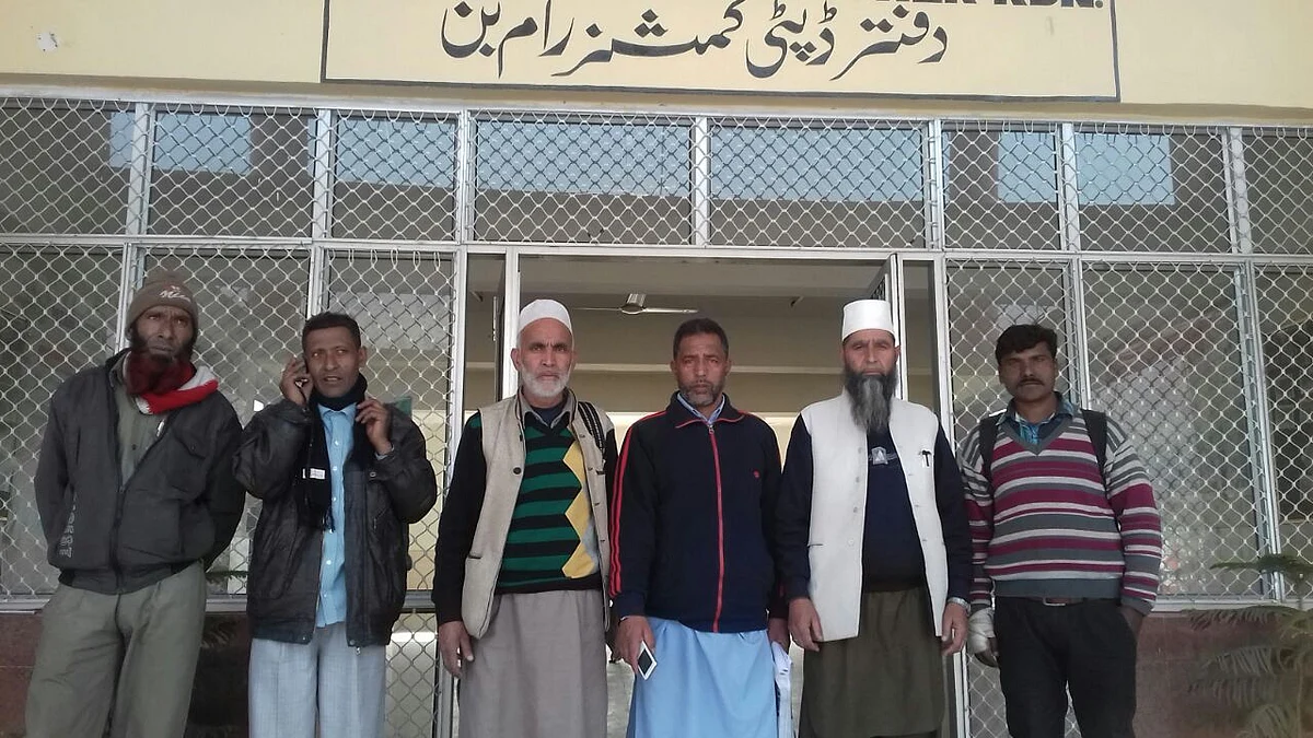 These chowkidars are the lowliest paid