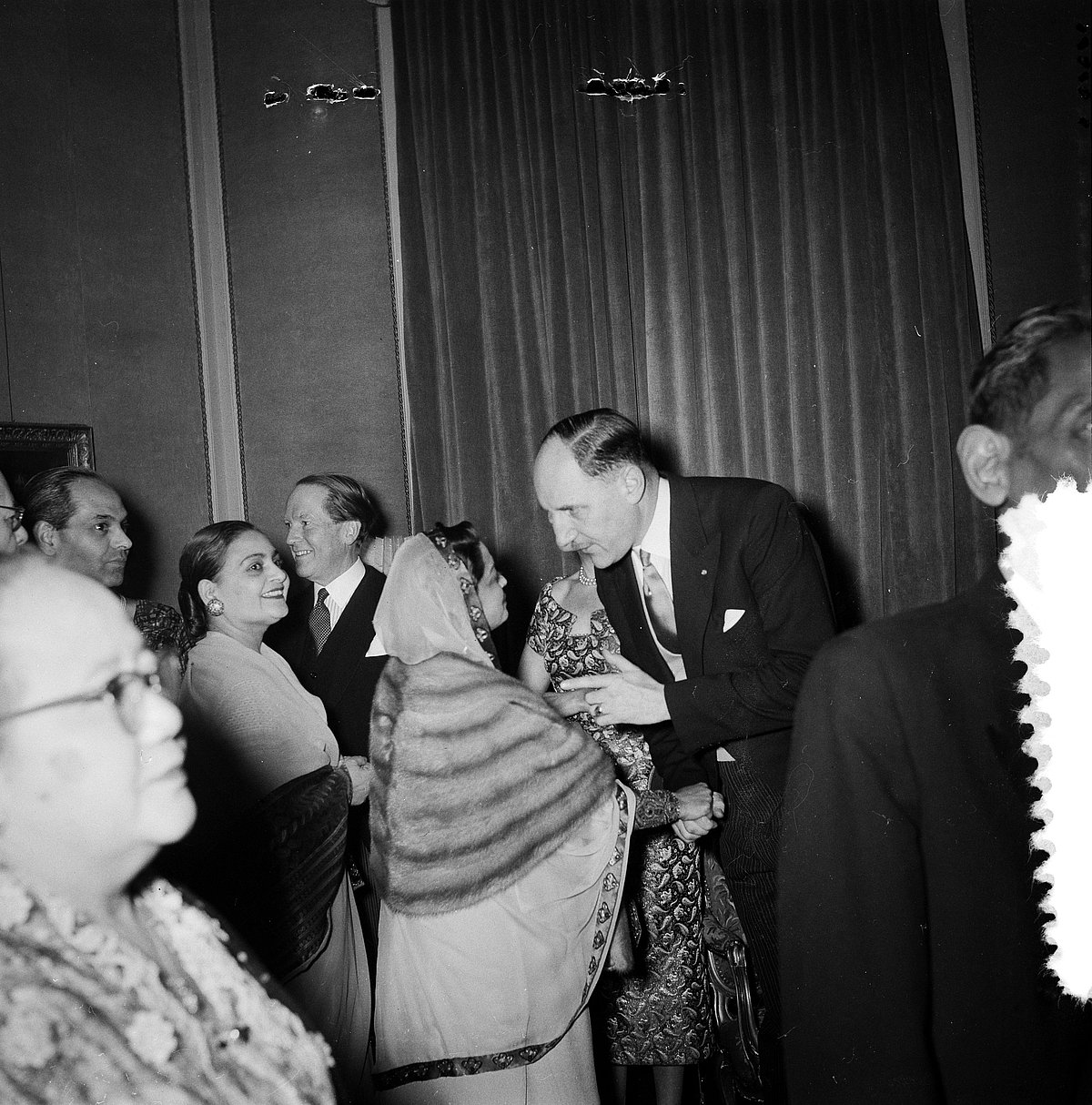 The Pakistani ambassador Begum Ra’ana Liaquat Ali Khan at a diplomatic function. She was Pakistan’s ambassador to Netherland, Italy and Tunisia