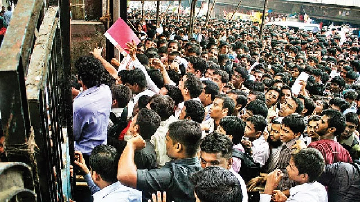 Modi 2.0: Employment crisis set to deepen, claims report