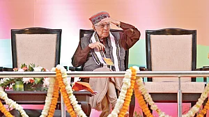 Can BJP regain the trust of Brahmins and Paasis around Kanpur?