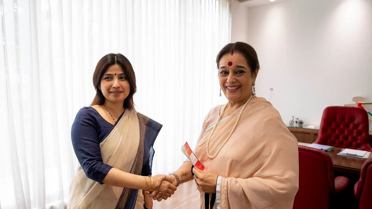 Shatrughan Sinha’s wife Poonam joins Samajwadi Party, likely to contest from Lucknow