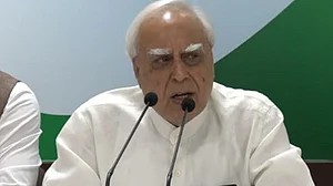 Why was demonetisation scam not probed, why did chowkidar remain asleep, asks Congress