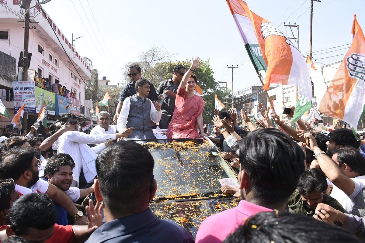 Lok Sabha polls: Priyanka Gandhi’s roadshow in Saharanpur, Bijnor draws massive crowd 