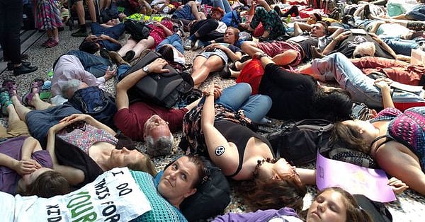 Environmental activist group Extinction Rebellion (Twitter)