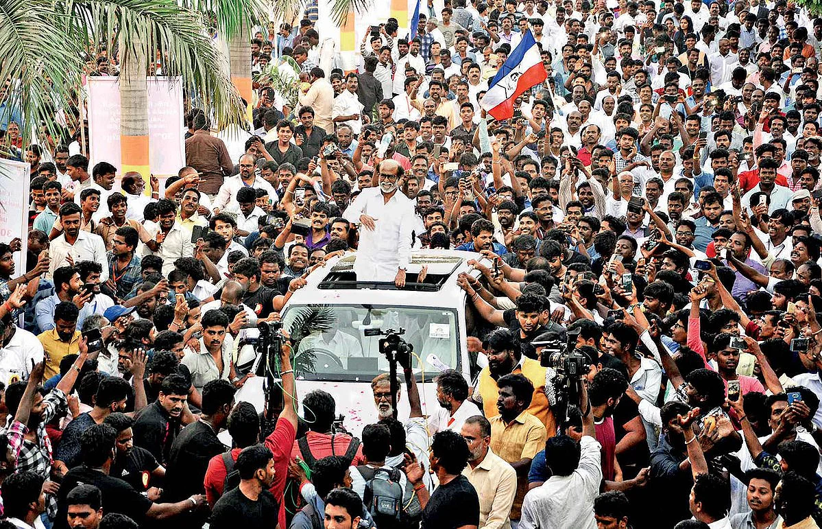 Low, lacklustre polling in Tamil Nadu keeps suspense alive