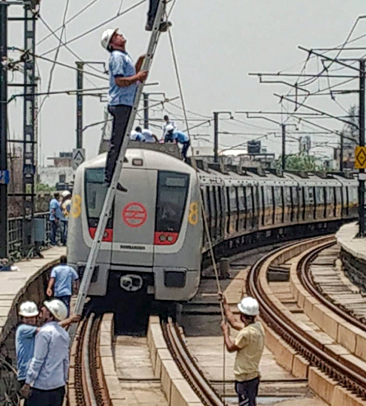 DMRC Twitter Photo