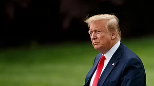 US mulls deporting migrant families with court-ordered removals