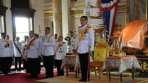 Thailand’s King marries bodyguard, names her queen