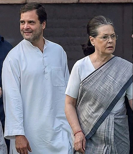 Congress president Rahul Gandhi and UPA chairperson Sonia Gandhi. (file photo)