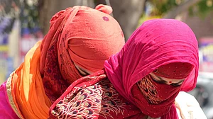 Heat wave conditions prevail in Haryana, Punjab, Agra in UP sizzles at 45, thunderstorm likely in Delhi