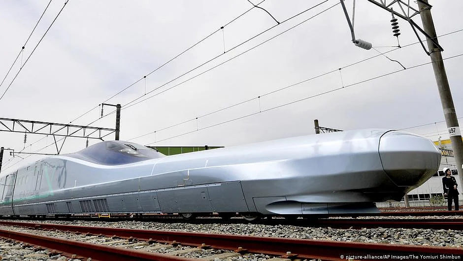 China launches first bullet train in Tibet, close to Indian border