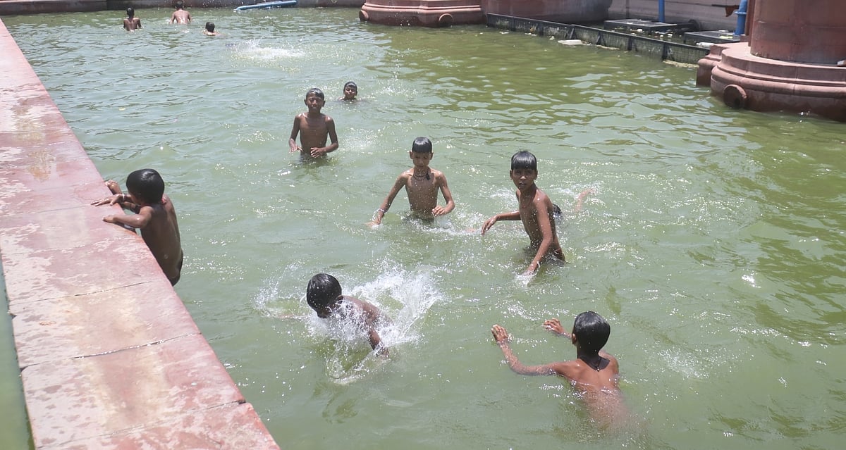 Temperature may touch 46 degree in Delhi, heatwave to persist in several parts of country 