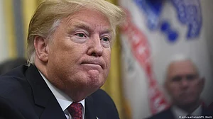 ‘Fubar!’ Trump officials, Vance leak US war plans for Yemen to US journo