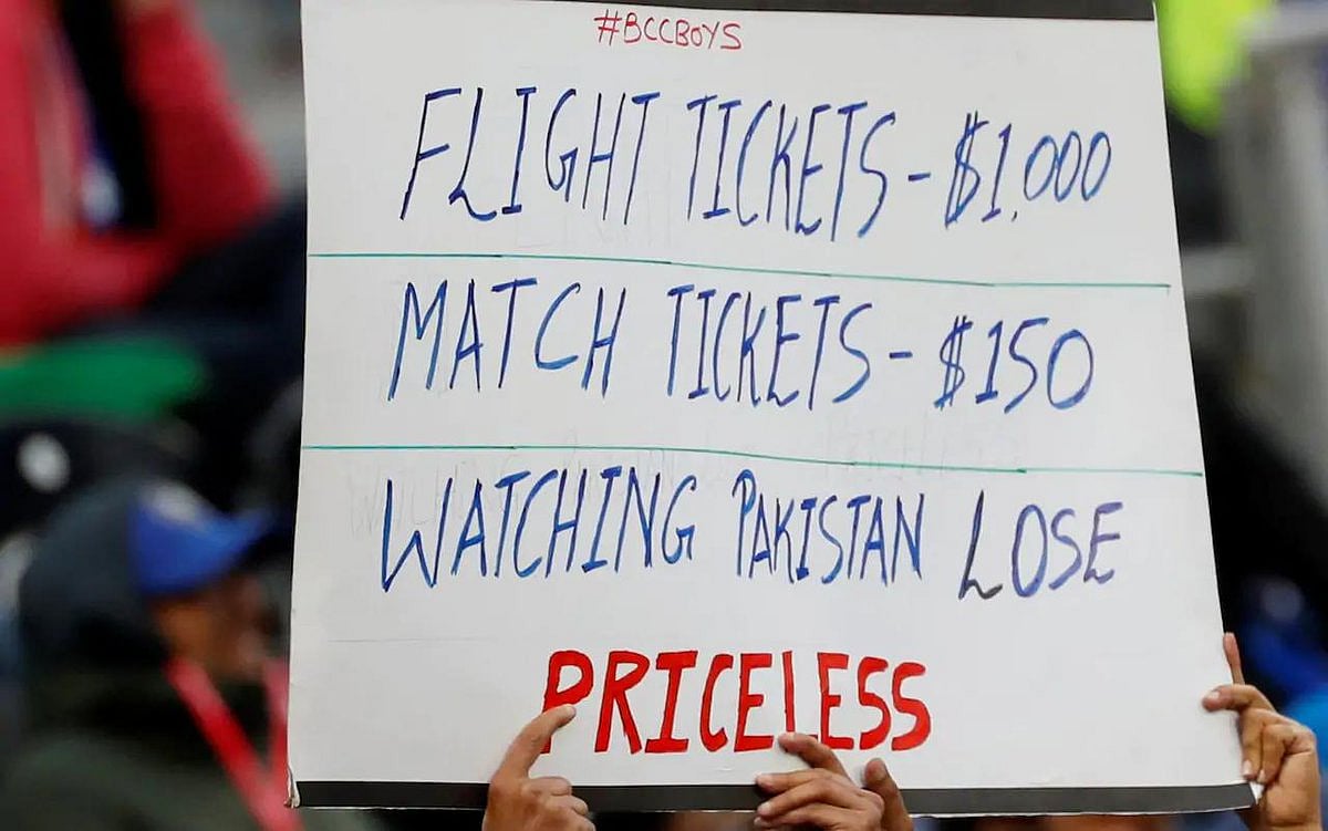 WATCH: Pakistan players slammed on Twitter; Leave cricket, go wrestle, says dejected Pakistan fan