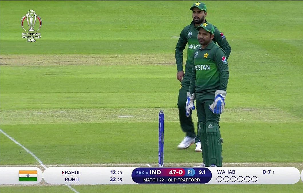 India vs Pak ICC World Cup LIVE: Pak loses 3 wickets in quick succession; 129 for 5 in 27 overs 