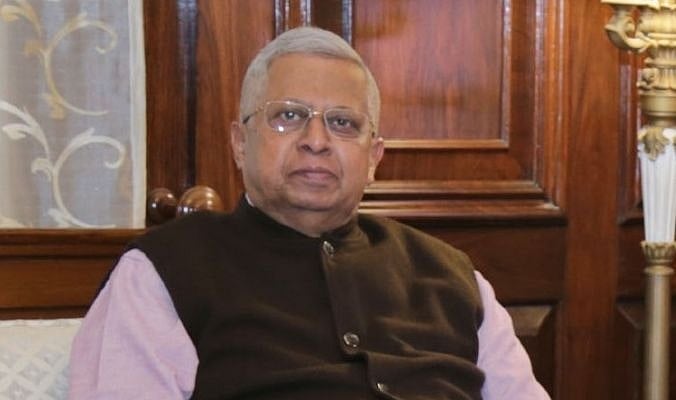 Tathagata Roy stokes row with anti-Bengali tweets  