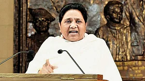 Mayawati reiterates demand for repeal of Central farm laws