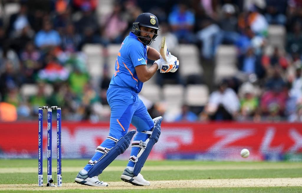 India vs Pak ICC World Cup LIVE: Pak loses 3 wickets in quick succession; 129 for 5 in 27 overs 