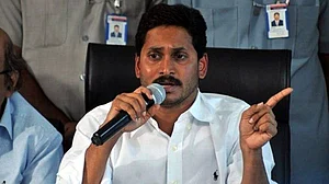 Jagan Mohan Reddy to go for Cabinet reshuffle on April 11