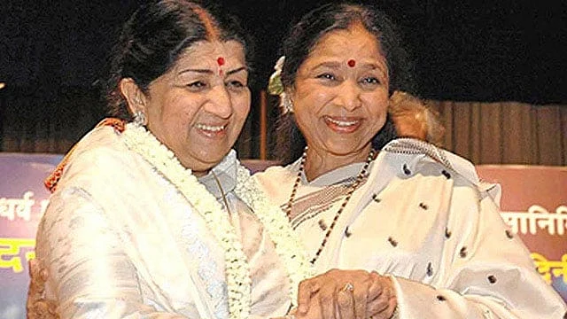 Lata Mangeshkar and Asha Bhonsle (Social media)