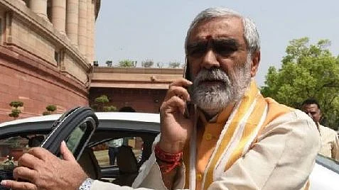 As Bihar health minister in 2012, Ashwini Choubey had threatened to chop off doctors’ hands if they struck the work at government hospitals. 