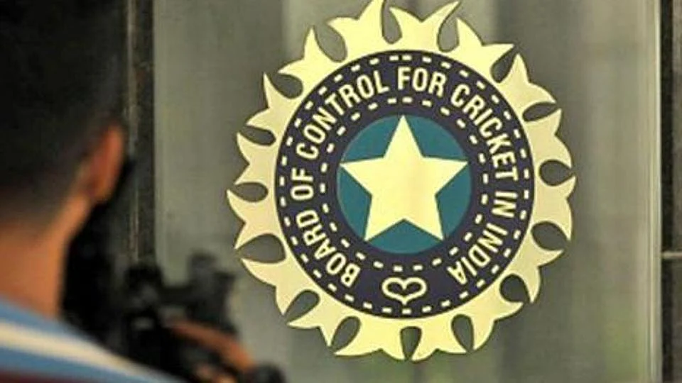 Ethics Officer rules Laxman, Ganguly have to choose between Cricket Advisory Committee, IPL roles