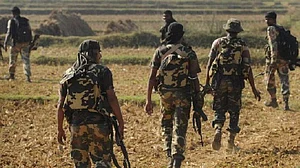 Two CRPF personnel killed in encounter with Naxals