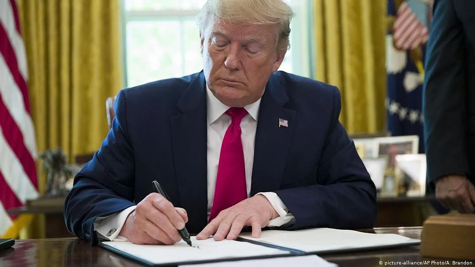 Trump imposes 'hard-hitting' Iran sanctions
