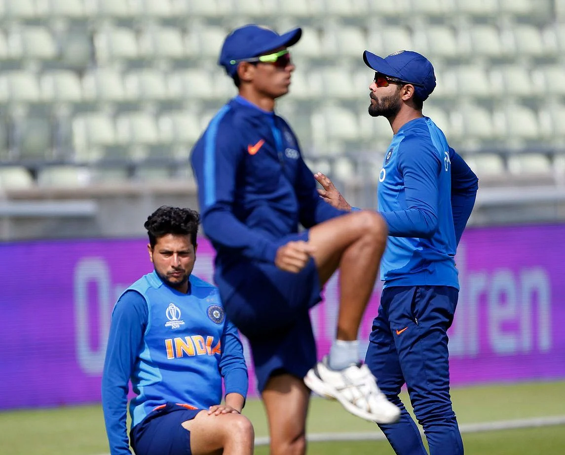 India ready to land knockout punch on England