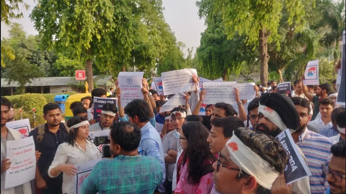 Doctors Protest (Twitter)