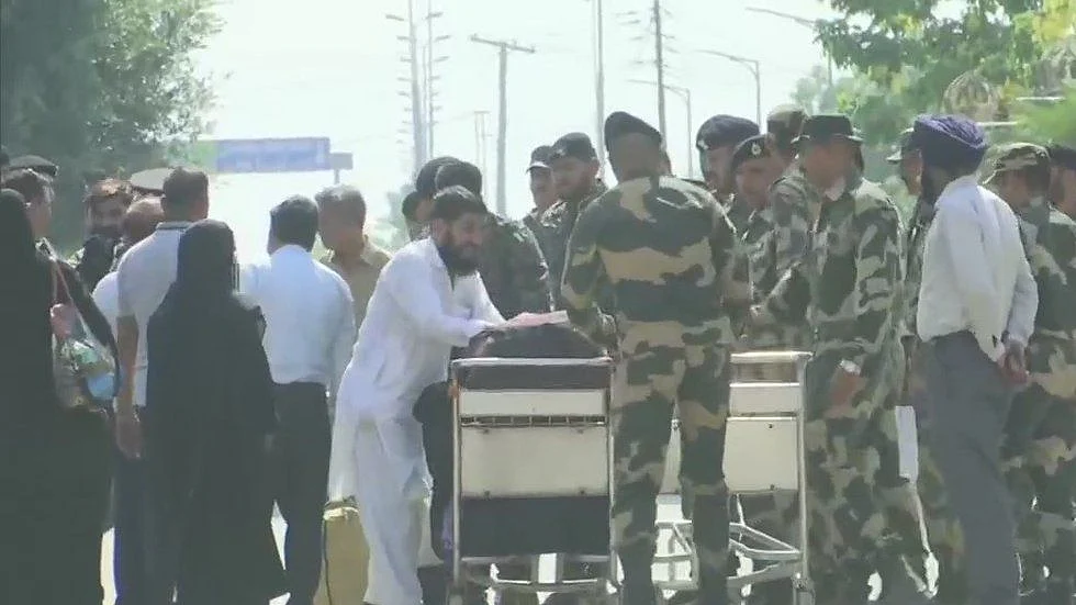 Pakistani prisoners being released