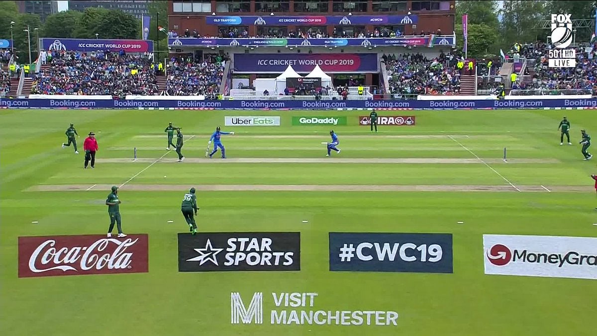 India vs Pak ICC World Cup LIVE: Pak loses 3 wickets in quick succession; 129 for 5 in 27 overs 