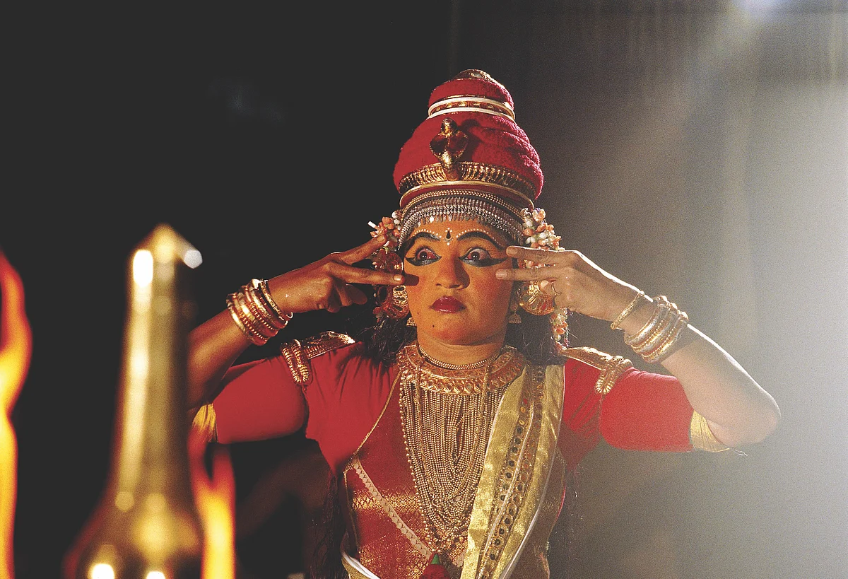 Kutiyattam and its semantic universe