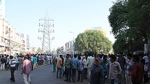 Gujarat’s regular, casual workers earn less than 19 top states