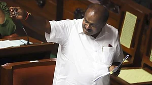 No invite for JD(S)'s Kumaraswamy, either to NDA meet or Opposition meeting