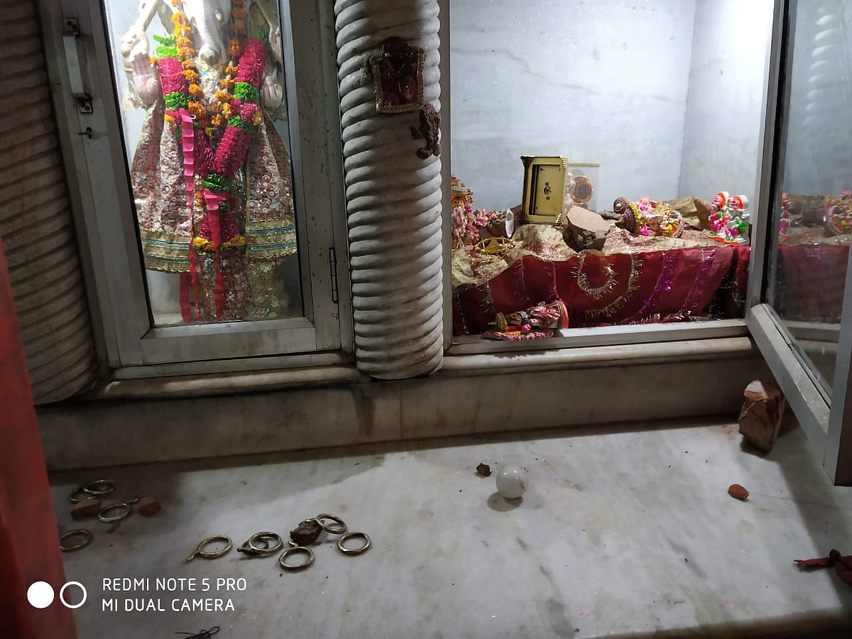 Minor skirmish takes communal colour in old Delhi’s Hauz Qazi, situation tense; Bajrang Dal activist detained