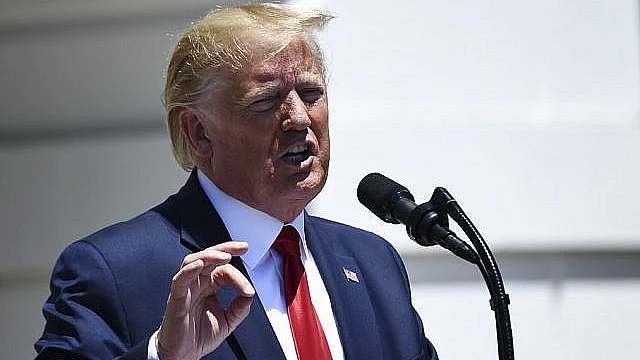 House condemns Trump ‘racist’ tweets in extraordinary rebuke