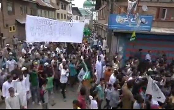 Reports of protests, violence in Kashmir not fabricated, ‘admits’ govt