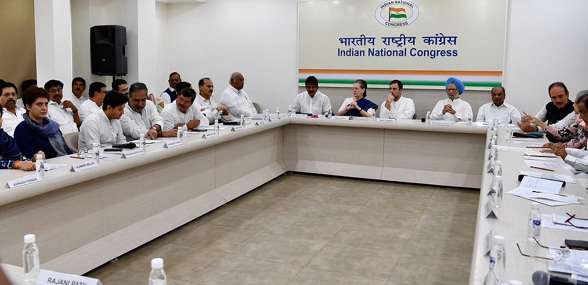 LIVE news updates: CWC accepts Rahul Gandhi’s resignation, Sonia Gandhi to be interim president