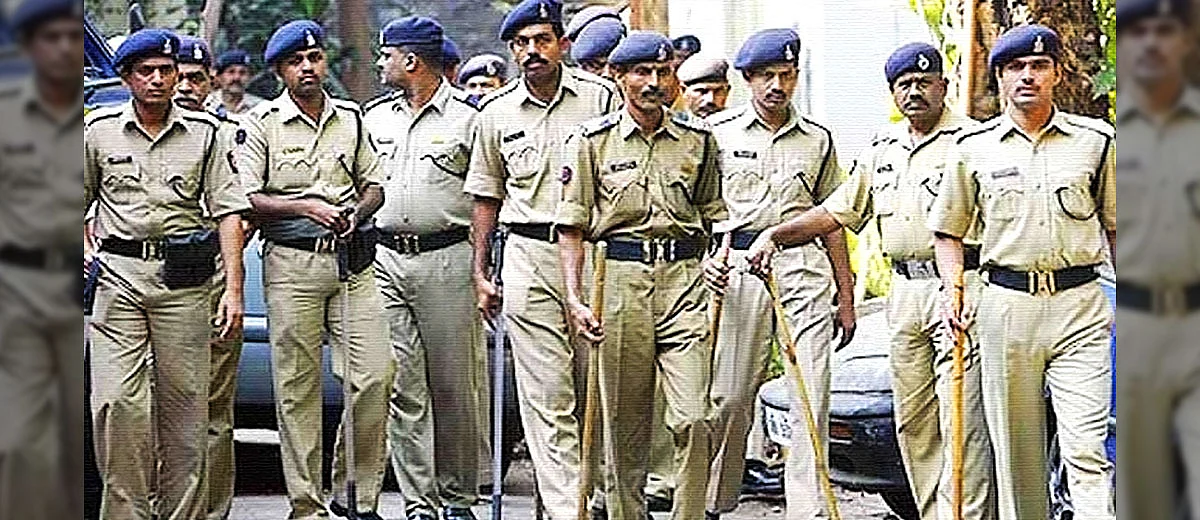 Policing woes in India: outdated weapons, lack of communication devices, transportation, plenty of funds