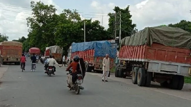 Seized overloaded trucks standing at Chakkar Nagar road, Uttar Pradesh (NH Photo)