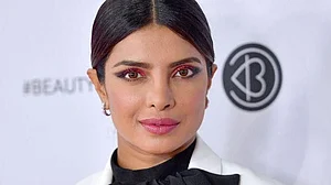WATCH: Priyanka Chopra responding calmly to Pak woman accusing her of encouraging nuclear war in India