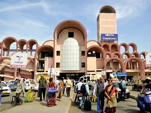 PSU divestment: Modi 2.0 sets a scorching pace