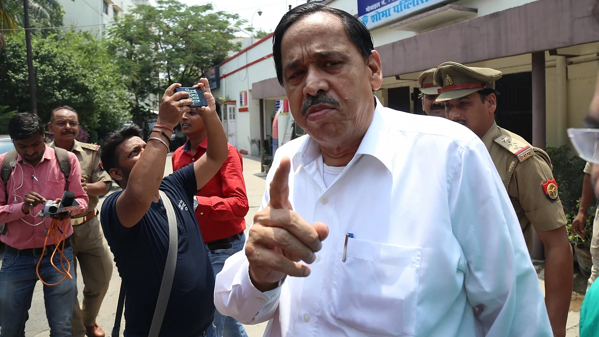 BSP leader Naseemuddin Siddiqui at Hazratganj police station (IANS)