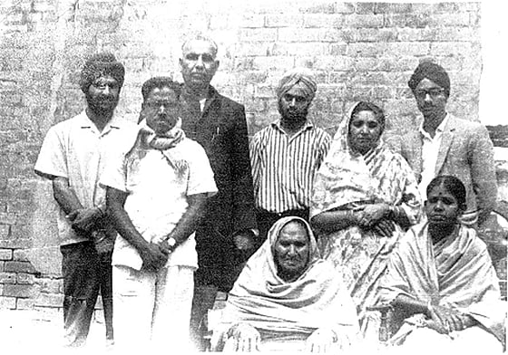 Remembering Bhagat Singh through some rare pictures from the chapters of his life