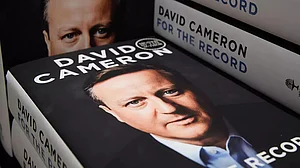Manmohan Singh was ready for military action against Pak if another Mumbai-like attack took place: Cameron
