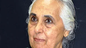 JNU admn should retract letter to Romila Thapar and others, apologise: JNUTA