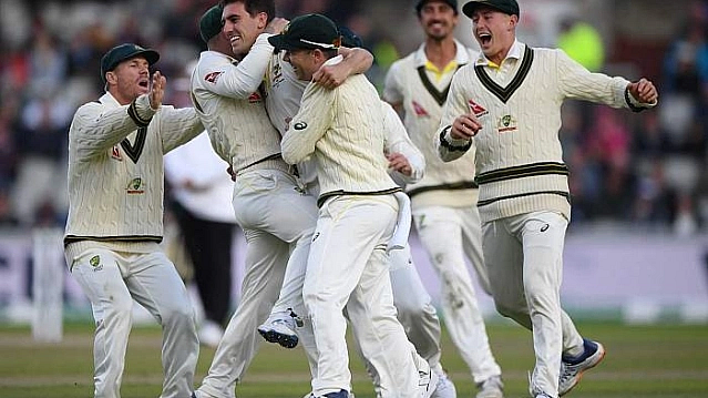 Australia retains Ashes after beating England in 4th test