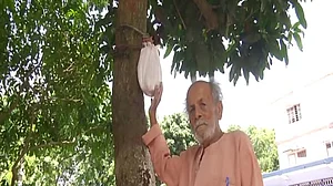 Bihar man who has treasured wife’s ashes for 27 years