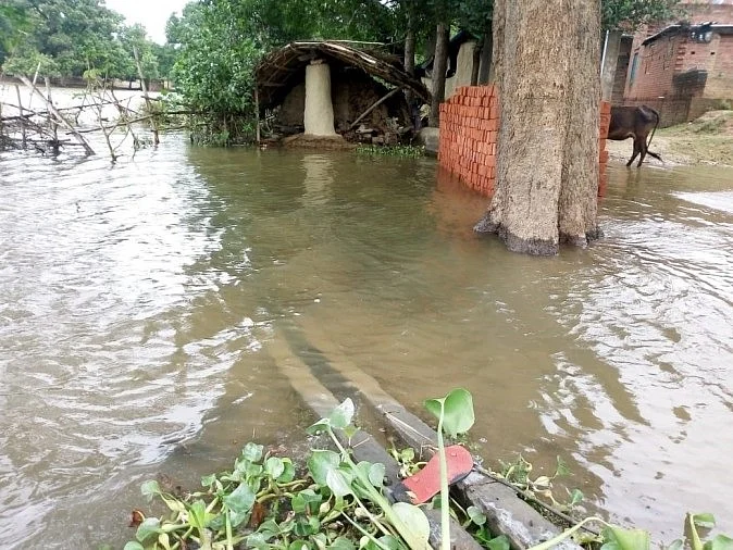 300,000 people displaced by flood in perennially parched Bundelkhand but  leaders can’t care less